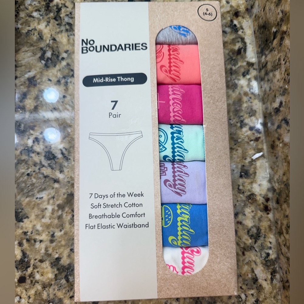 NWT Size XSmall (0-2) No Boundaries Mid-Rise Cotton Thong 7-Pack